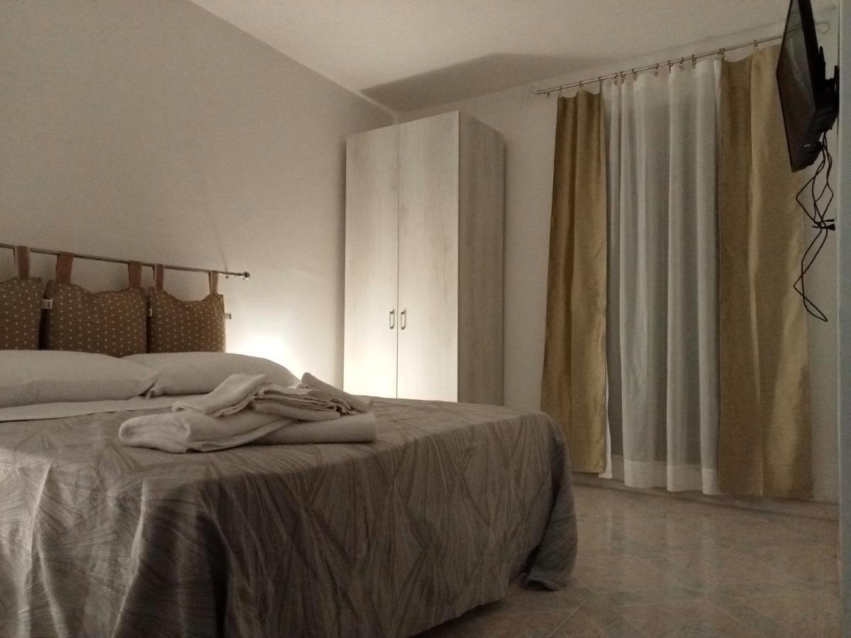 Hotel Il Grillo Parlante Castel Viscardo Exterior foto